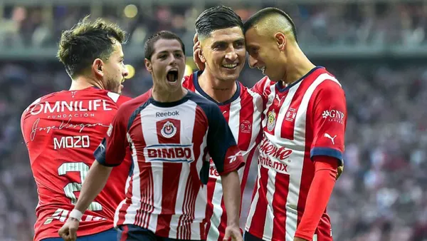 A falta de que anuncien de manera oficial a Chicharito Hernández en Chivas ya hay ilusión por su llegada y hasta le hicieron homenaje