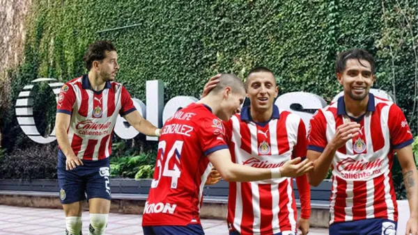 Afición de Chivas pide que salgan de TUDN