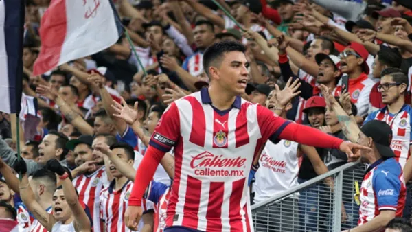 Afición de Chivas y Fernando Beltrán
