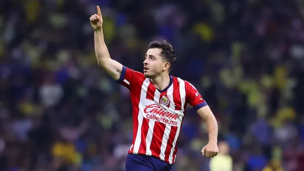 Alan Mozo podría dejar las Chivas, es pretendido por varios equipos | Foto: El Universal