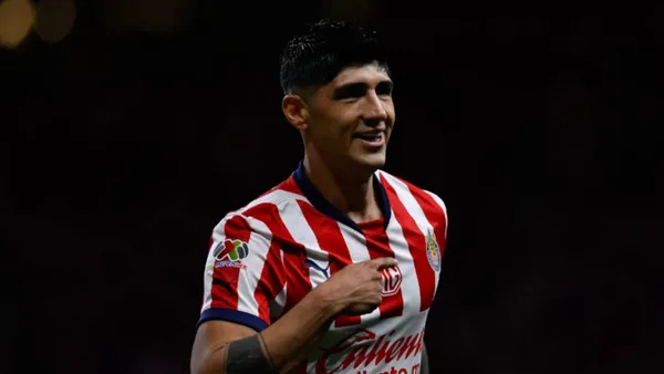Alan Pulido le volvió a anotar a los Tuzos del Pachuca | Foto: TV Azteca