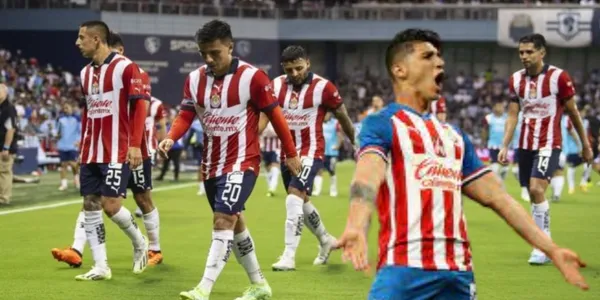 Alan Pulido se burló y jugó con Chivas y con los aficionados, ahora está pagando su karma