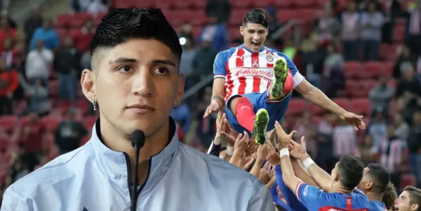 Alan Pulido terminó destapando cuando sería su regreso a Chivas después de varios años.