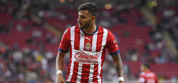 Alexis Vega terminó siendo el gran villano del empate frente al Pachuca.