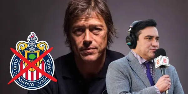 Almeyda y Pietra con escudo de Chivas/Foto: The coaches voice