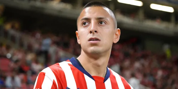 Alvarado en partido. Foto: Chivas