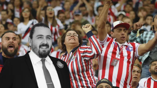 Amaury Vergara con la aifición de Chivas molesta