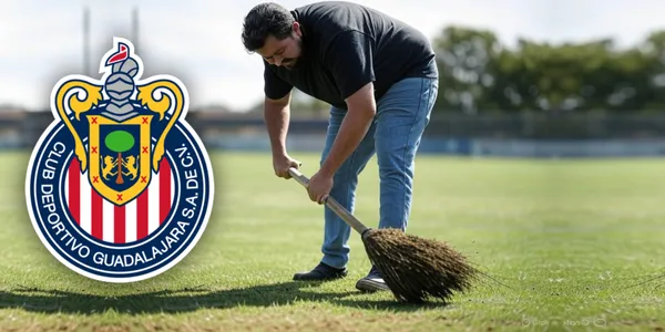 Amaury Vergara limpiando Verde Valle / Foto: GROK