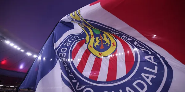 Bandera tomada de la cuenta de X de Chivas