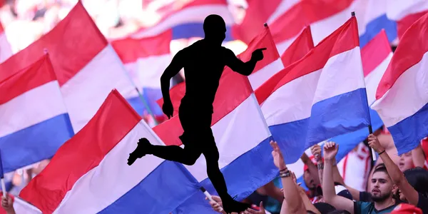 Banderas rojiblancas. Foto: Chivas