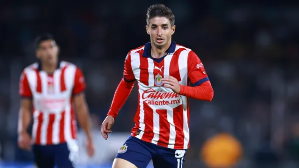 Brizuela ya no forma parte de Chivas y define su futuro (MexSpot),