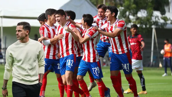 Canteranos de Chivas y Gago