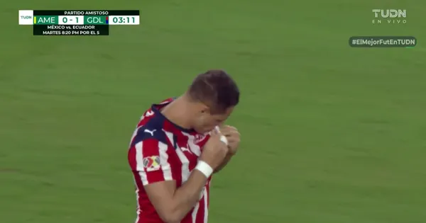 Captura de TUDN del gol de Chicharito