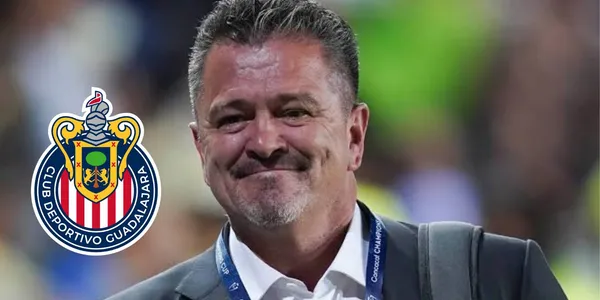 Carlos Hermosillo lanza importante advertencia a Liga MX sobre las Chivas