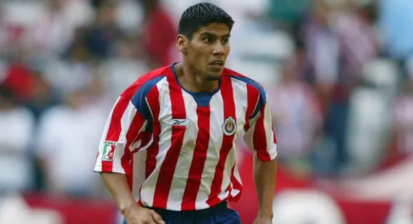 Carlos Salcido habló sobre el sueldo que llegó a recibir durante su primer paso por ChivasCarlos Salcido y el camino hacia su primer gran contrato profesional