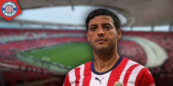Carlos Vela con la playera de Chivas, según IA (Fuente: GROK)