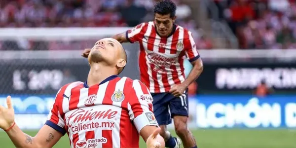 Chapo y Chicharito en partido con Chivas/FOTO: Estadio Deportes