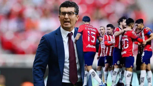 Chepo y jugadores de Chivas