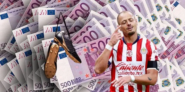 Chicharito con dinero y botines colgados/FOTO: Excélsior