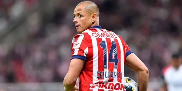 Chicharito en Chivas (Fuente: MEXSPORT)