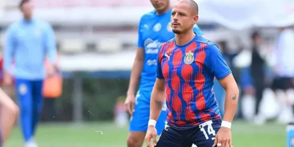 Chicharito entrenando con el rebaño/FOTO: Vox Populi Noticias