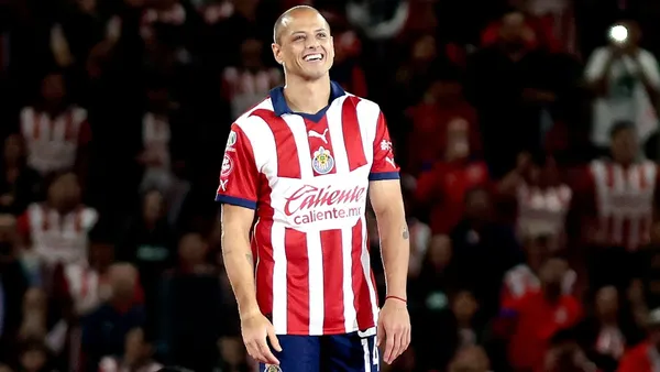 Chicharito Hernández será baja de Chivas nuevamente, pero no por lesión | Foto: 90min