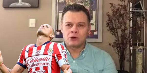 Chicharito se lamenta y Dionisio Estrada/FOTO: Sportcenter