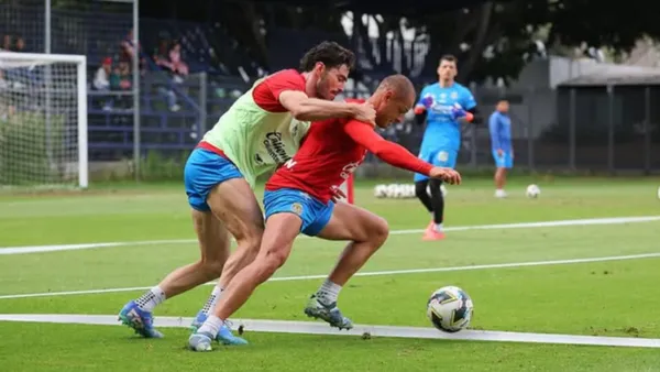 Chicharito tuvo un complicado 2024 y ahora manda mensaje a los aficionados para el 2025 | Foto: IG @ch14_