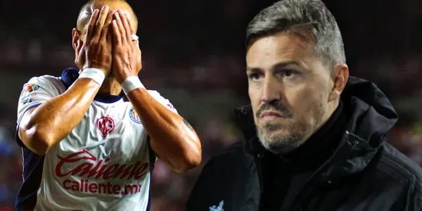 Chicharito y Óscar García (Fuente: MEXSPORT)