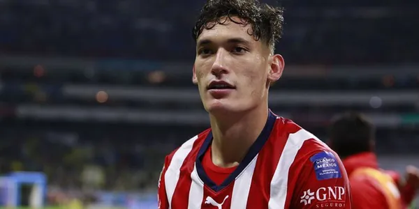 Chiquete con ofertas importantes, el jugador que sería su reemplazo en Chivas.