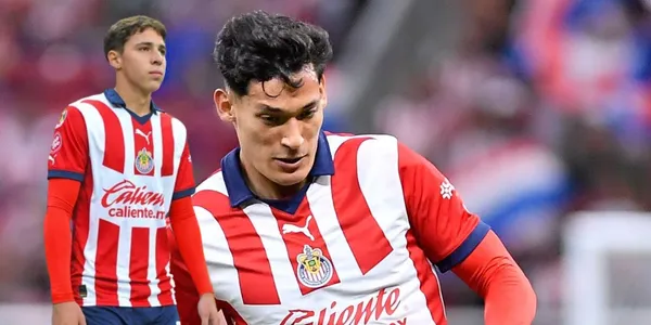 Chiquete y Tiloncito en partido con Chivas/ FOTO: X Chivas