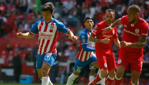 Chivas arrancará contra Toluca el primero de sus seis partidos durante abril.