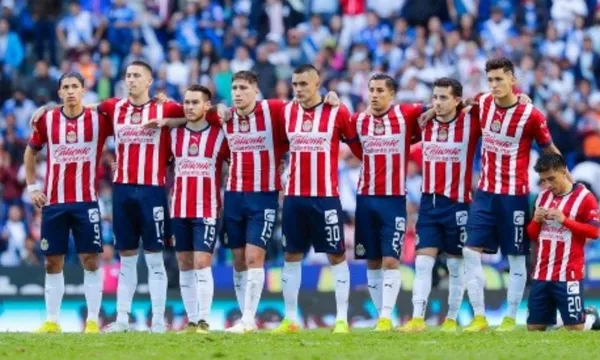 Chivas de Guadalajara en un partido ante Puebla / Imago 7