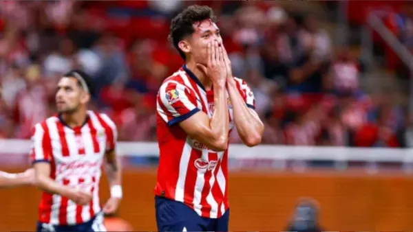 Chivas piensa en 'congelar' a Chiquete por su actitud por posible salida a Cruz Azul