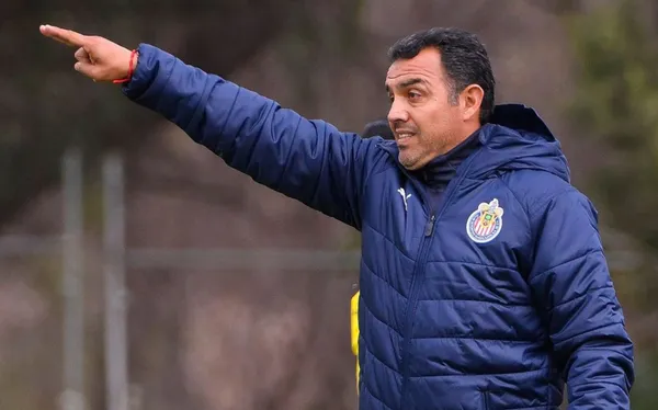 Chivas presentaría sus primeras modificaciones en la alineación.