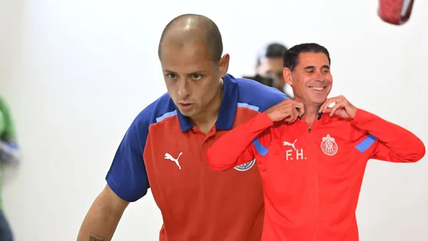 Chivas presume a Chicharito