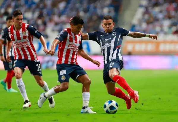 Chivas recibe a Rayados en casa por primera vez desde el 2020.