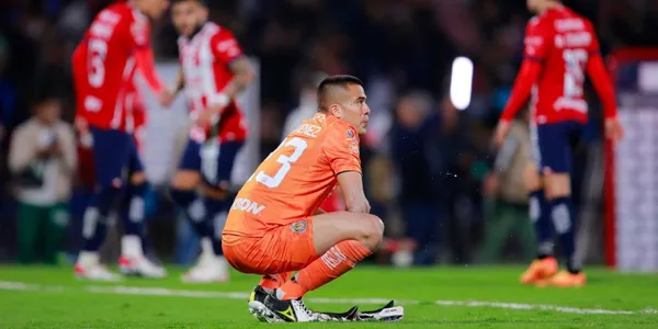 Chivas se encuentran en la búsqueda de un nuevo portero debido a que ‘Wacho’ Jiménez no entra en planes.