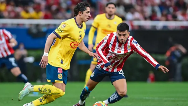 Chivas y América se volvieron a ver las caras en el Akron y un rojiblanco fue el MVP de ambos encuentros | Foto: X @clubamerica