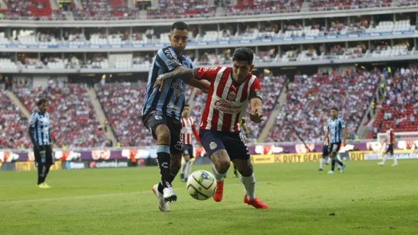 Chivas y Gallos Blancos dividieron puntos tras error en el gol | Foto: Quadratin Jalisco