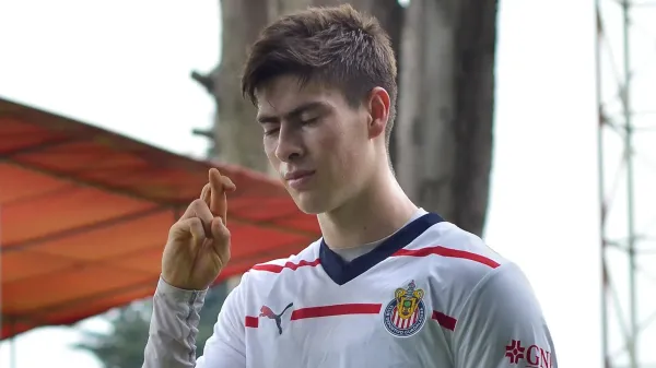 Chivas ya tendría decidido el futuro de Armando González con el equipo | Foto: Imago7