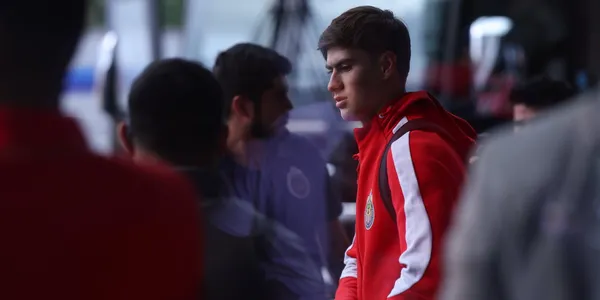 Como Chivas lo informó, para el partido ante Pachuca, tendrán un refuerzo en defensa debido a su recuperación tras lesión: Alan Mozo.