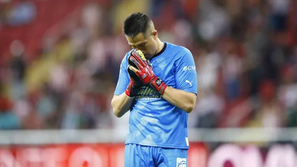 Con la llegado de Fernando Gago, Óscar Whalley por fin podría ver minutos en el torneo mexicano