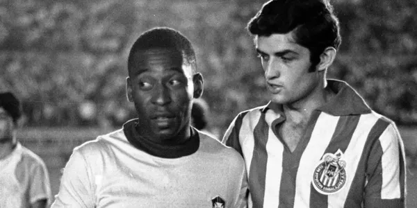 Conoce el día en que Pelé estuvo a nada de ser jugador del Rebaño Sagrado.