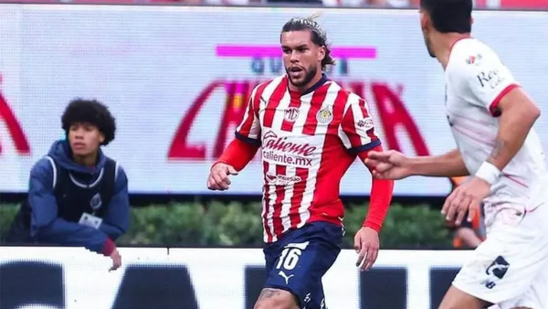 Cowell en el partido vs Toluca