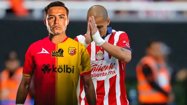 Cubo Torres con Herediano y Chicharito pidiendo perdón
