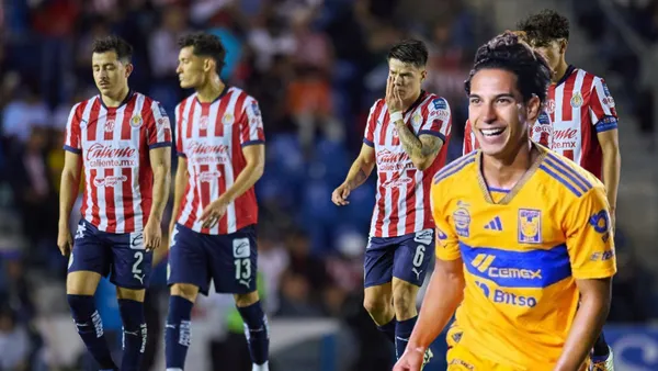 Diego Lainez y jugadores de Chivas (Foto tomada de: MexSport)