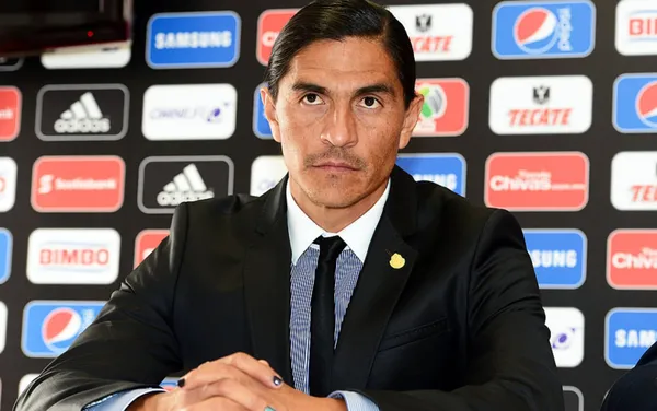 Durante la conferencia de prensa del equipo este miércoles, apareció un invitado sorpresa.