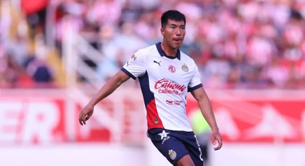 El carrilero metió el segundo gol para firmar la primera victoria de Chivas contra Pachuca en la jornada 1 del Clausura 2026