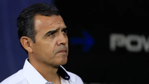 El futuro del timonel rojiblanco es incierto